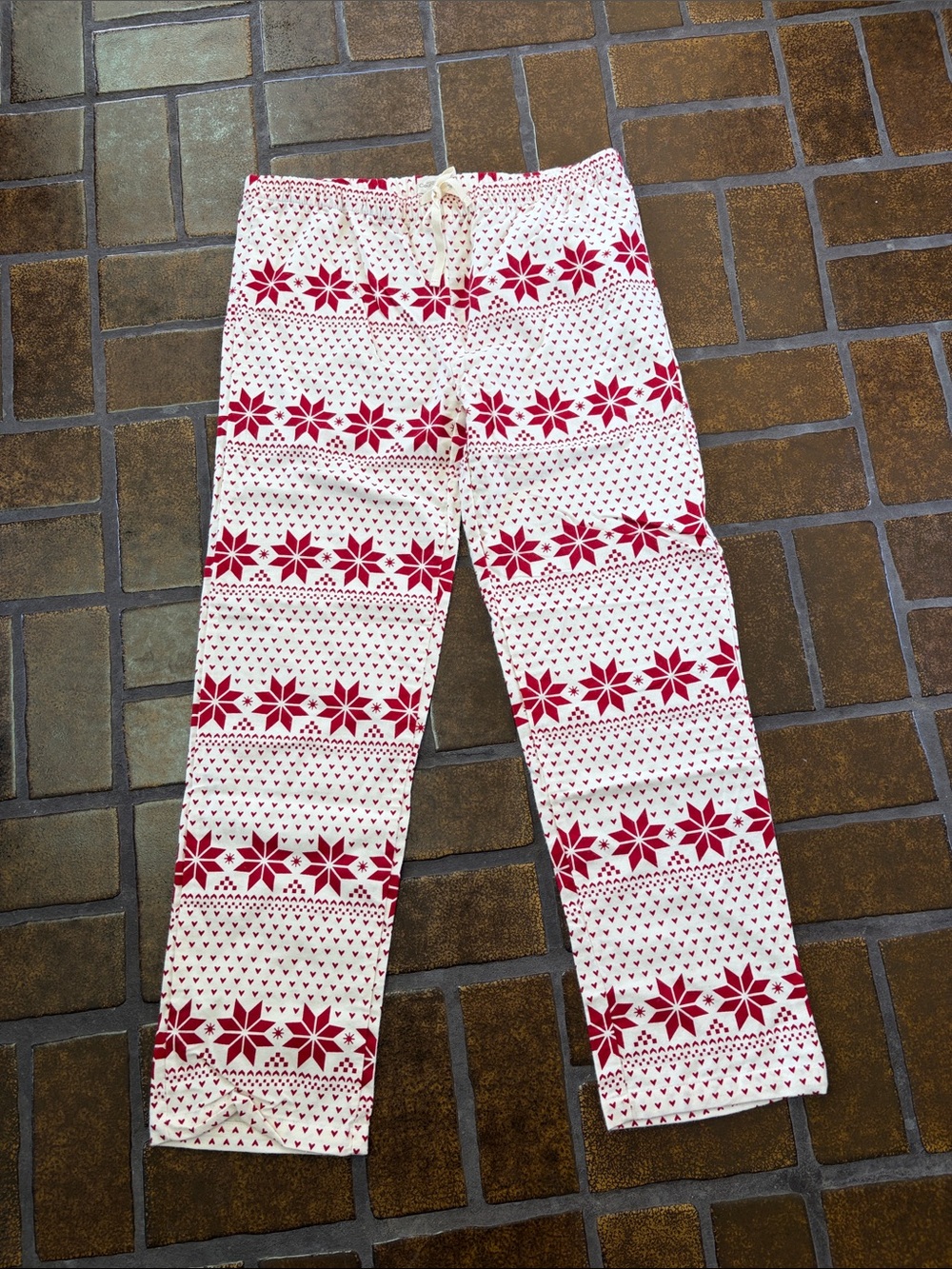 Through The Country Door Red & Ivory Snowflake Print Flannel Pajama Pant